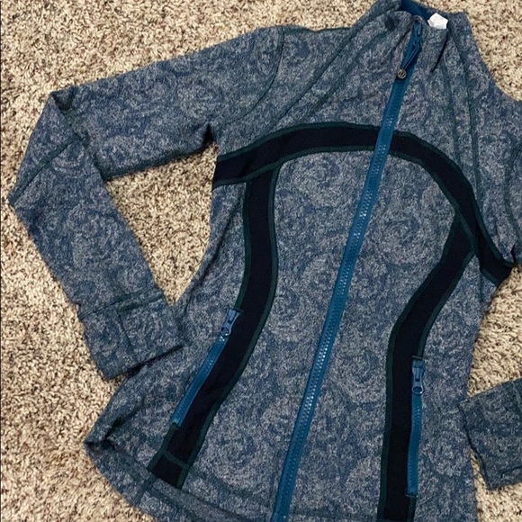 Lululemon Define Jacket - Picture 5 of 12